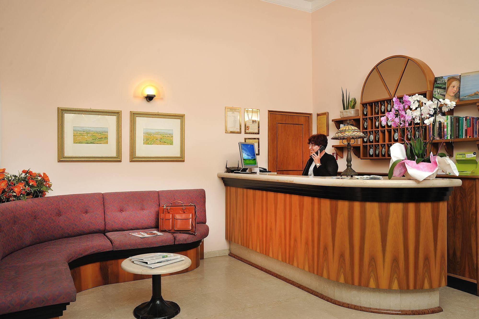 Hotel Bel Sit Senigallia Exterior photo